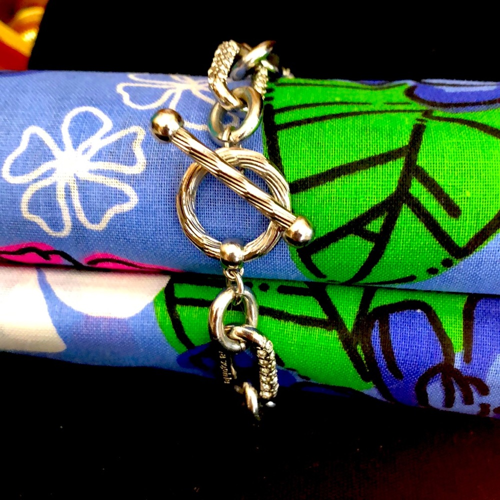 Stunning🤩Oval-Linked CZ-Filled Silver Bracelet